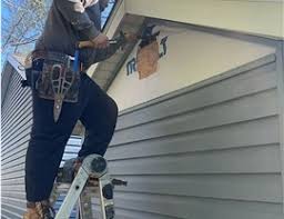 Best Siding Removal and Disposal  in Shelburn, IN